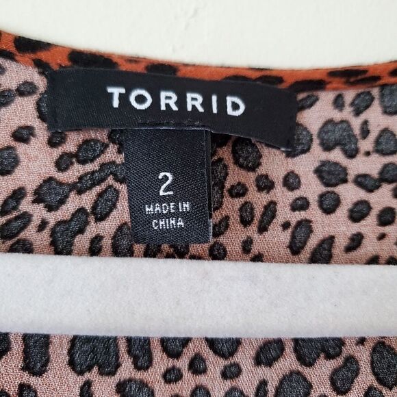 Torrid Cheetah Crepe Tie Front Kimono - Picture 8 of 10